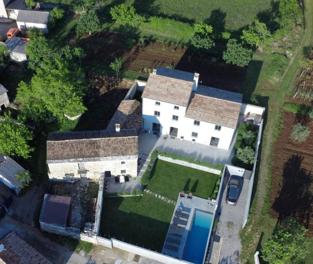 Br Villas By Rent Istria Radetići Eksteriør bilde